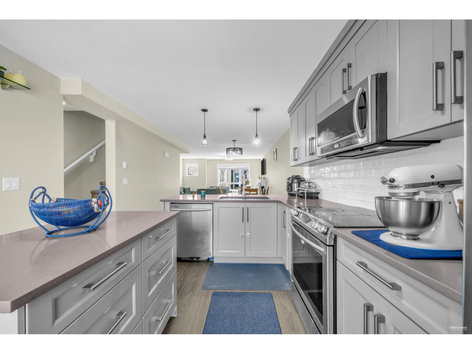 Photo 17 of 2 32138 George Ferguson Way, Abbotsford BC