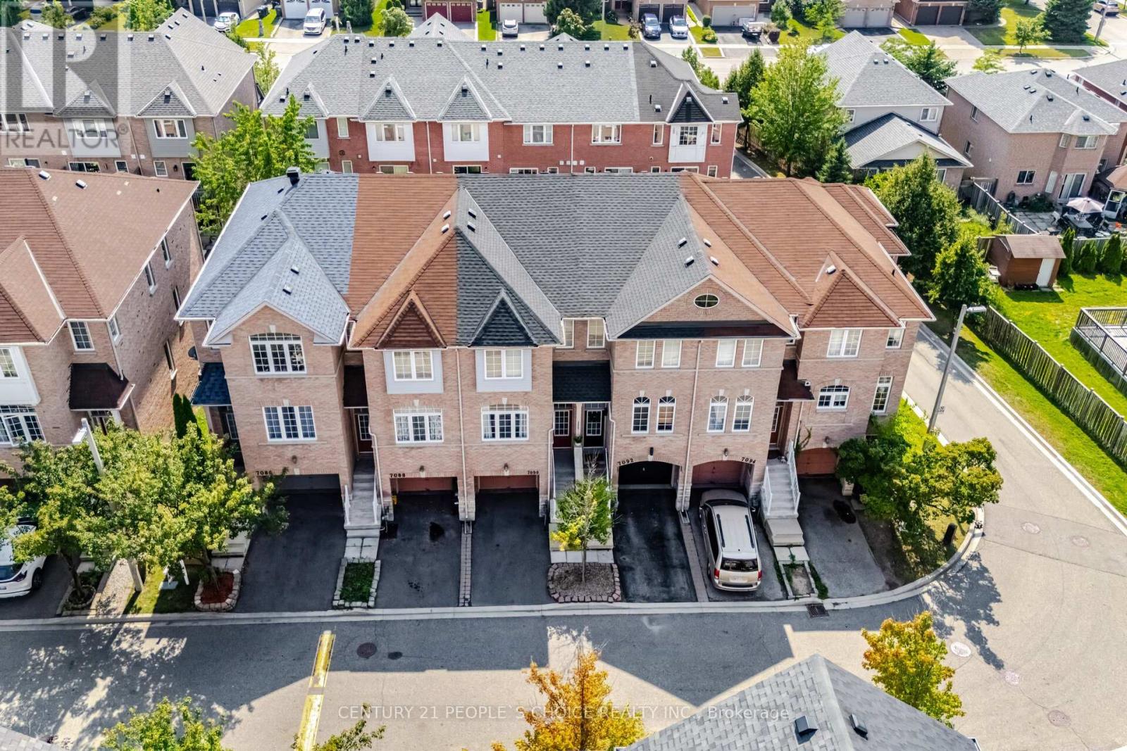 Photo 1 of 7090 Fairmeadow Crescent, Mississauga ON