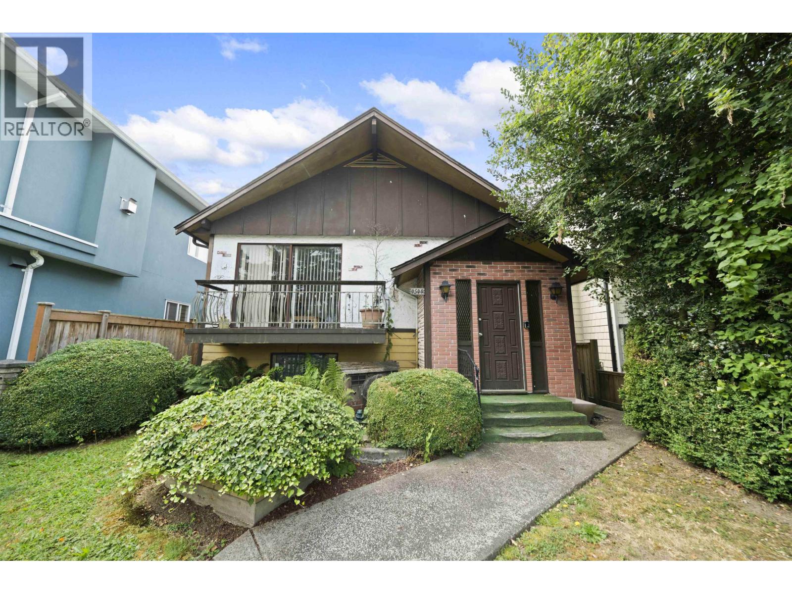 Photo 24 of 4544 Albert Street, Burnaby BC