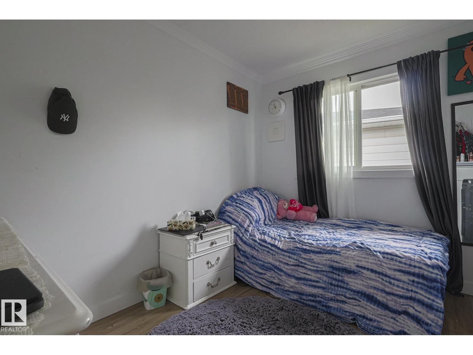 Photo 26 of 6224 136 Av Nw, Edmonton AB