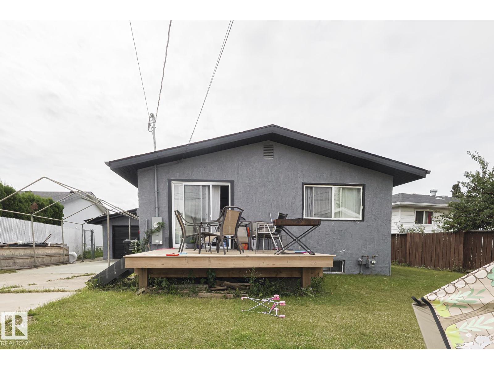 Photo 41 of 6224 136 Av Nw, Edmonton AB