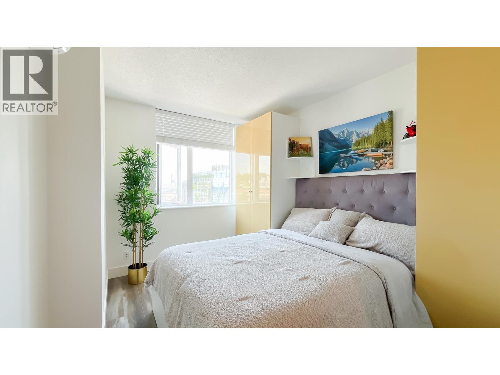 Photo 11 of 1803 888 Carnarvon Street, New Westminster BC
