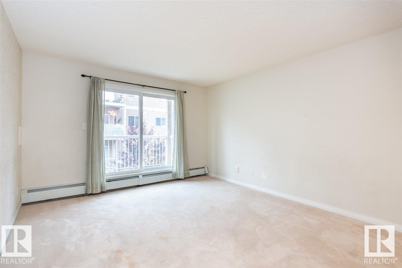 Photo 11 of 329 4210 139 Av Nw, Edmonton AB