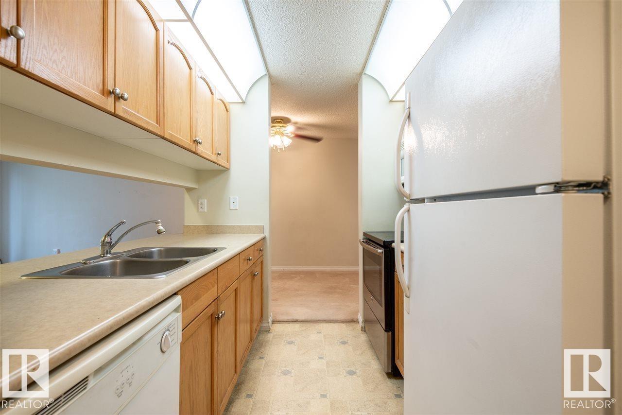 Photo 6 of 329 4210 139 Av Nw, Edmonton AB