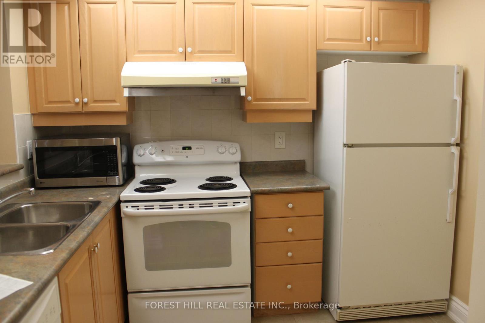 Photo 10 of 1003 5418 Yonge Street, Toronto ON