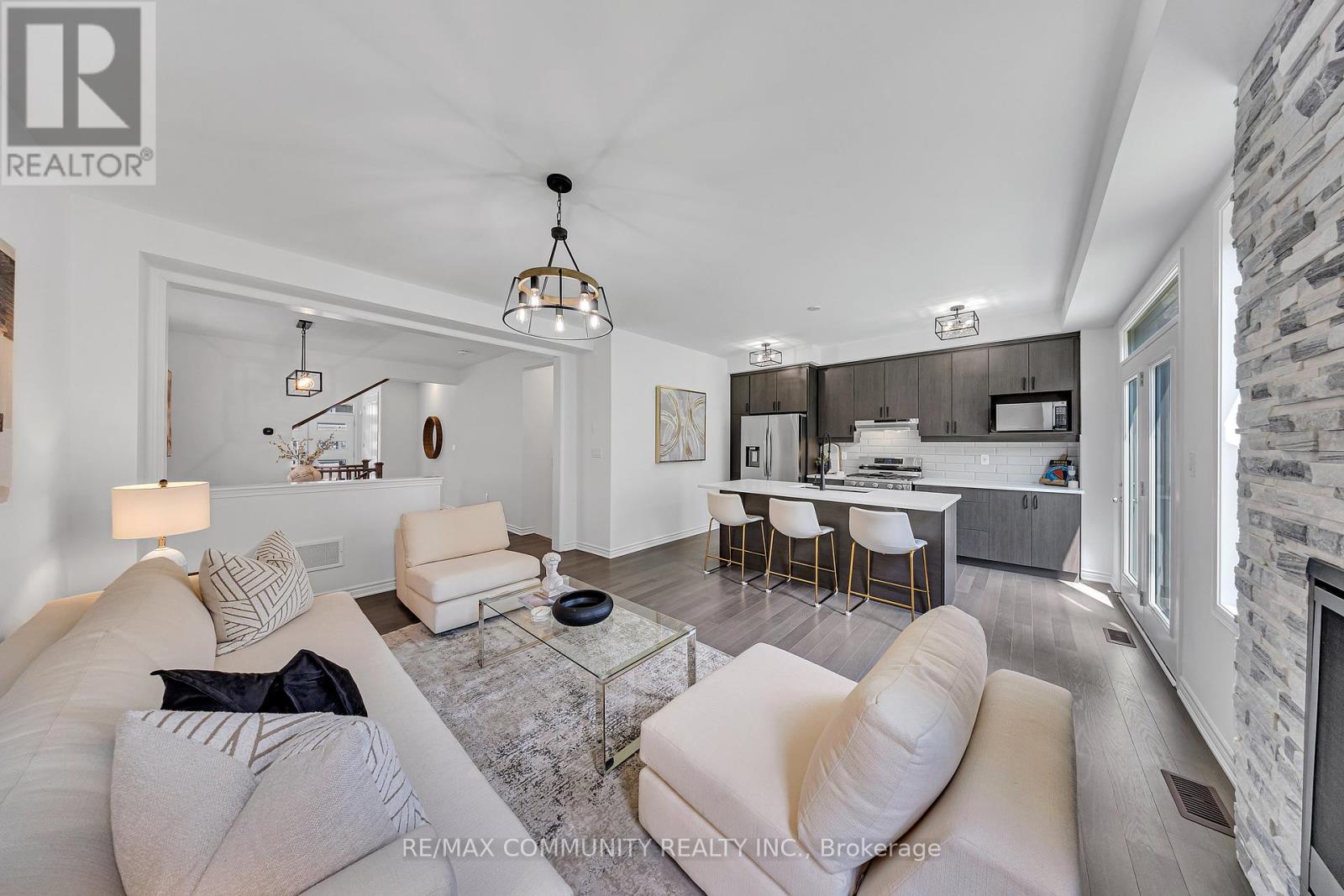 Photo 15 of 2979 Heartwood Lane, Pickering ON