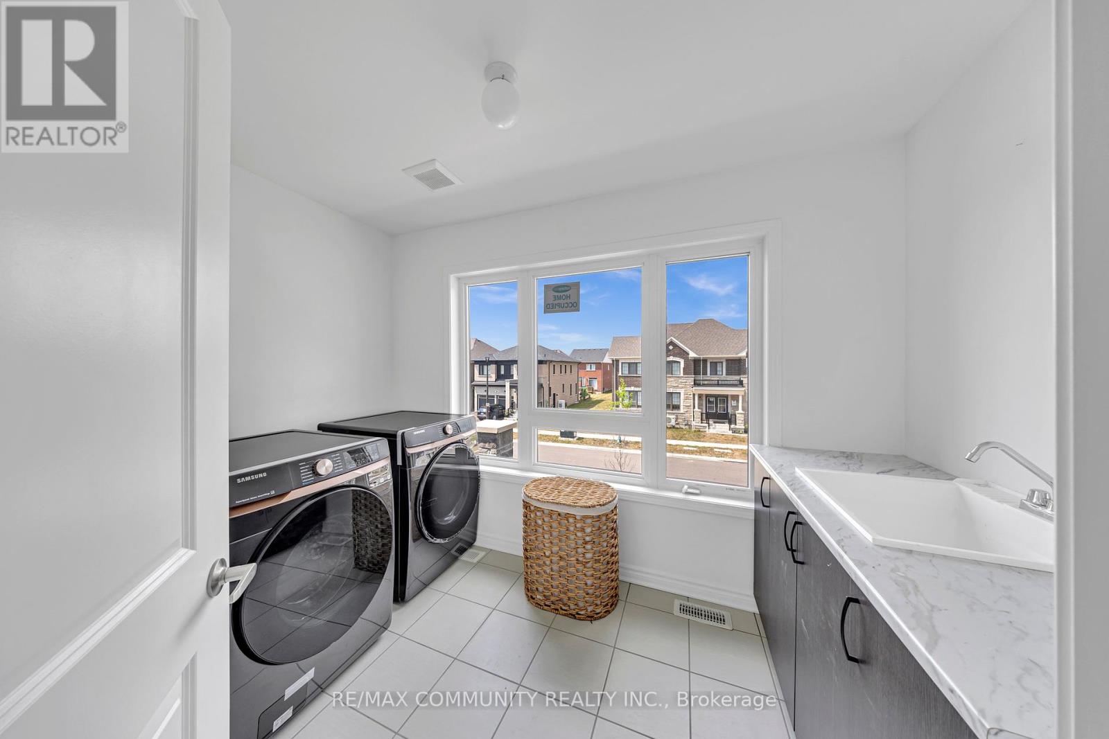 Photo 25 of 2979 Heartwood Lane, Pickering ON