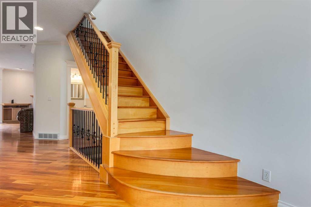 Single Family House for Sale in  Parkdale Boulevard NW West Hillhurst Calgary 