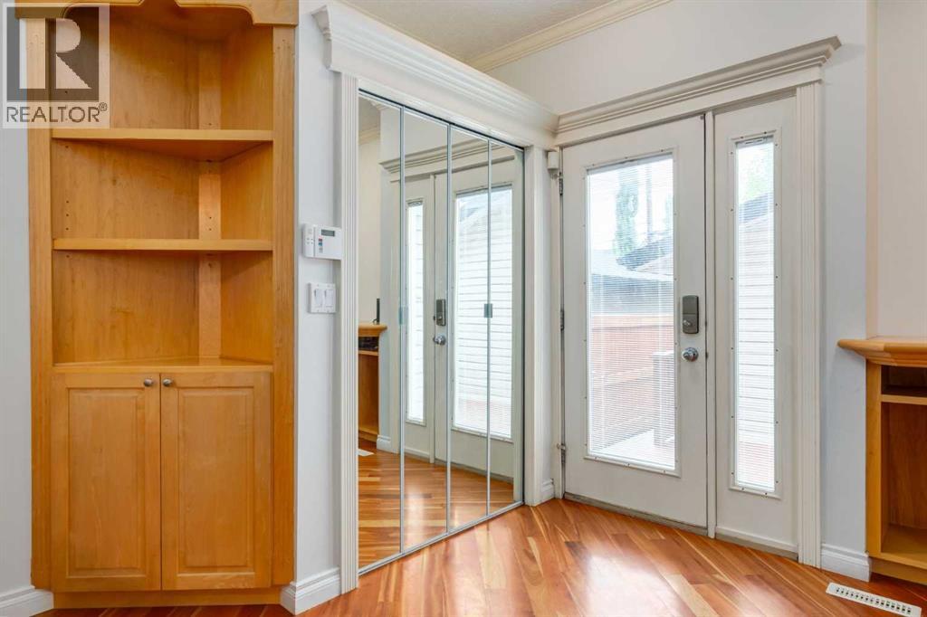 Single Family House for Sale in  Parkdale Boulevard NW West Hillhurst Calgary 