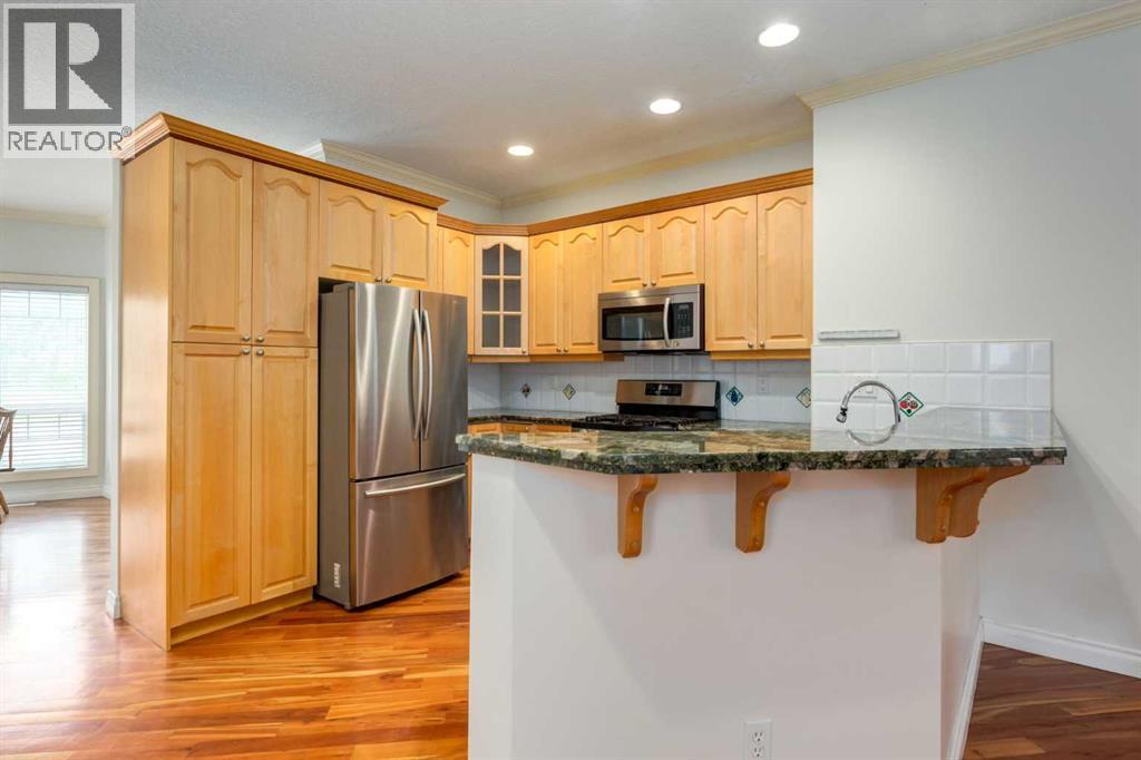 Single Family House for Sale in  Parkdale Boulevard NW West Hillhurst Calgary 