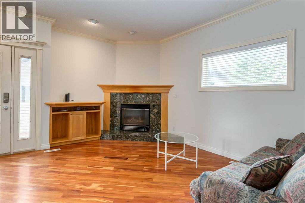 Single Family House for Sale in  Parkdale Boulevard NW West Hillhurst Calgary 