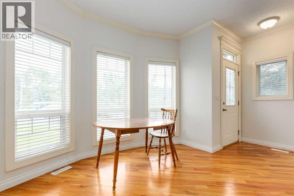Single Family House for Sale in  Parkdale Boulevard NW West Hillhurst Calgary 
