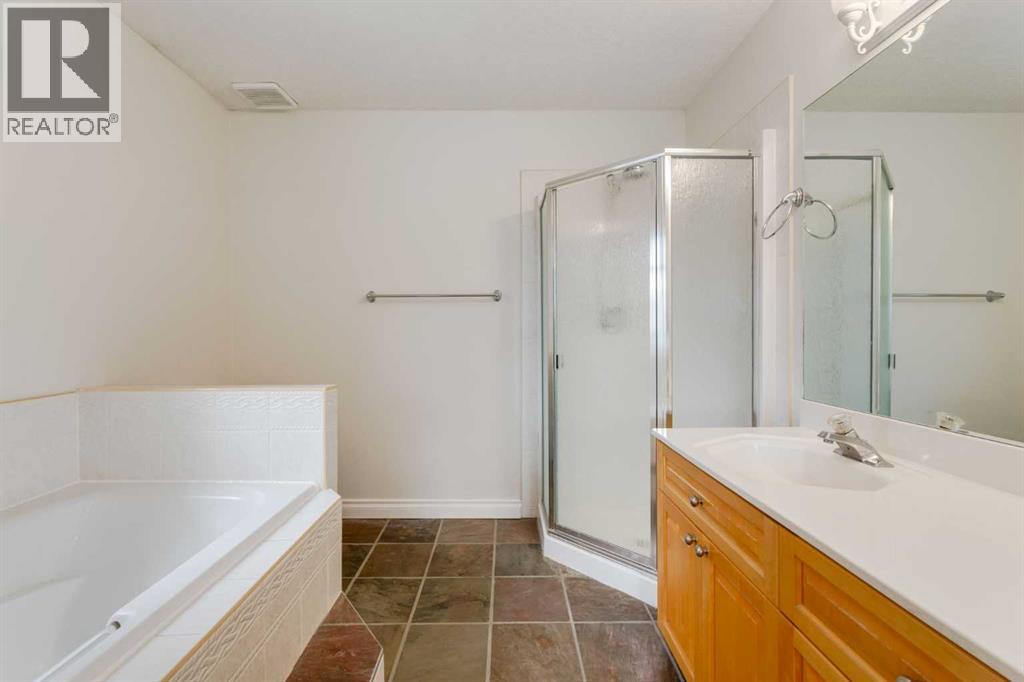 Single Family House for Sale in  Parkdale Boulevard NW West Hillhurst Calgary 