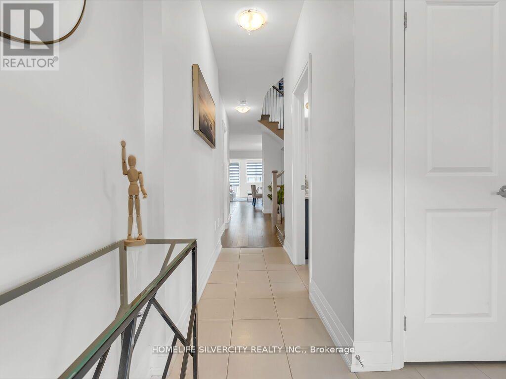 Photo 3 of 269 Harwood Avenue, Woodstock ON