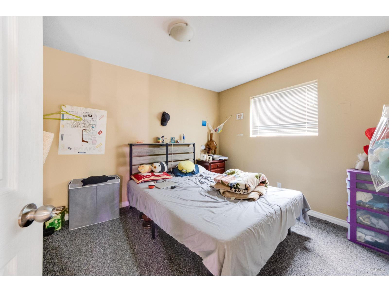 Photo 7 of 19650 73 A Avenue, Langley BC