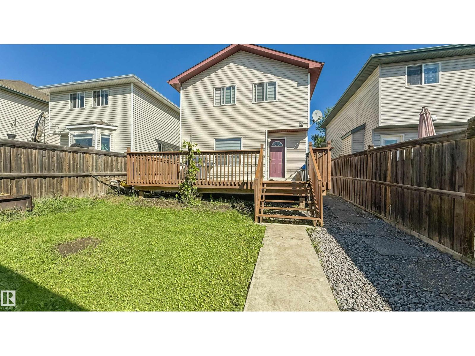 Photo 35 of 20141 53 Av Nw, Edmonton AB