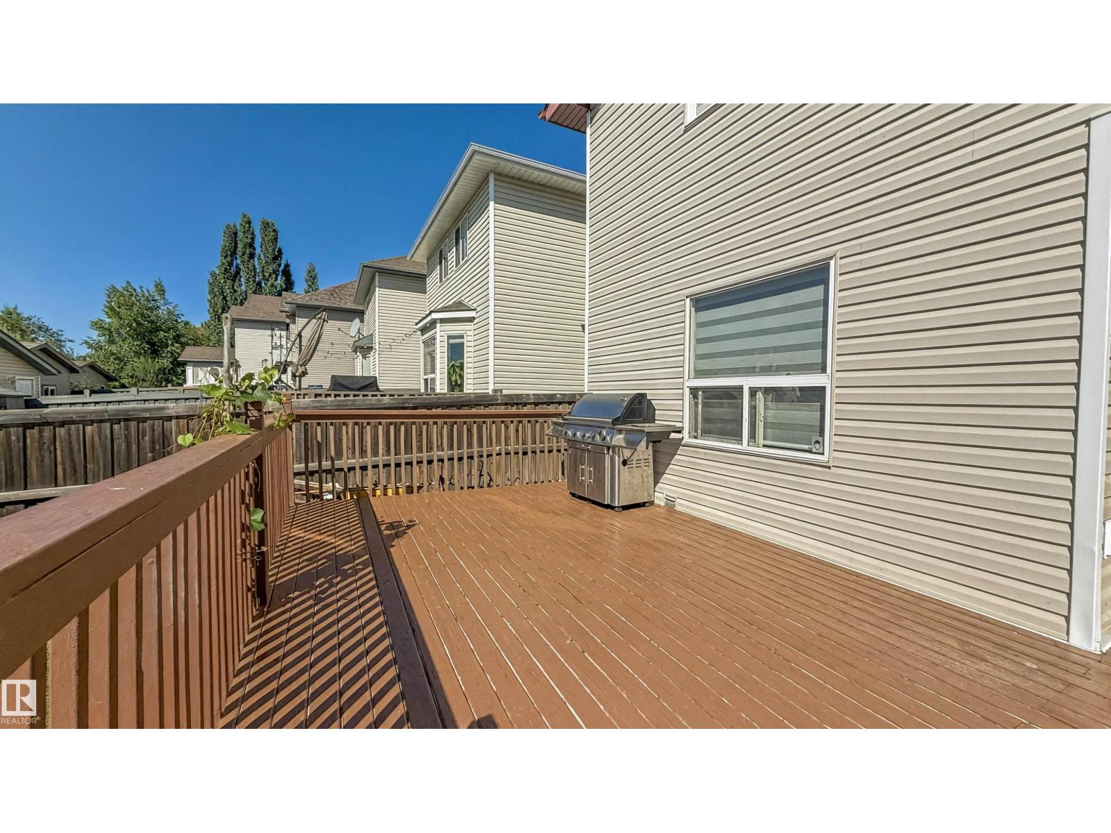 Photo 5 of 20141 53 Av Nw, Edmonton AB
