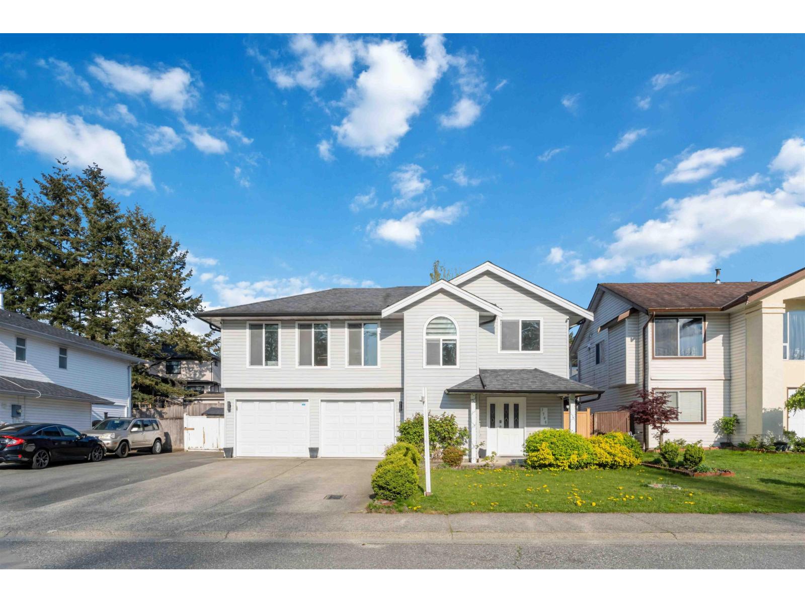 Photo 7 of 2706 Mitchell Street, Abbotsford BC