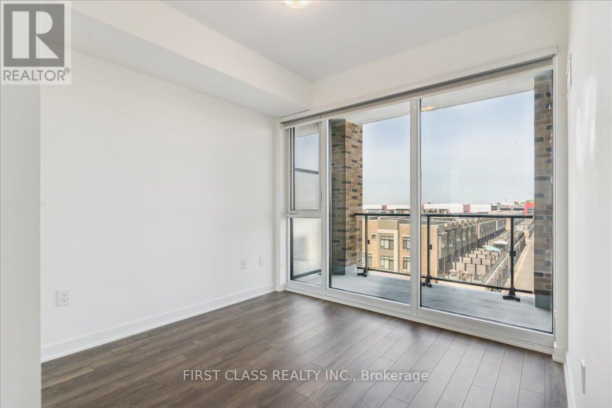 Photo 16 of 403 100 Eagle Rock Way, Vaughan ON