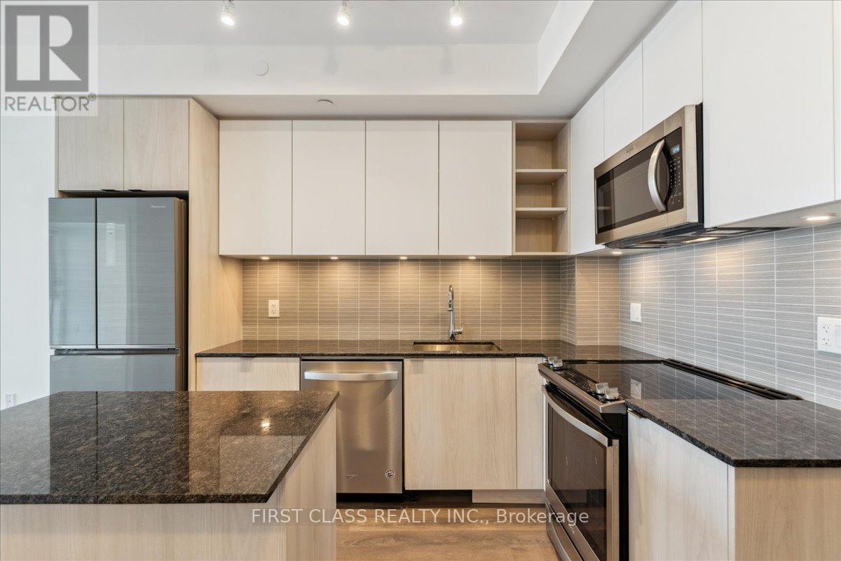 Photo 5 of 403 100 Eagle Rock Way, Vaughan ON