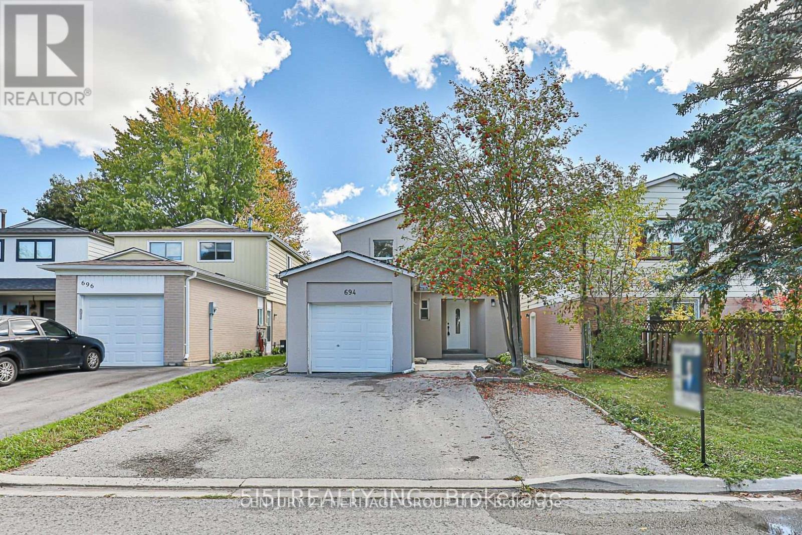 Photo 8 of 694 Beman Drive, Newmarket ON