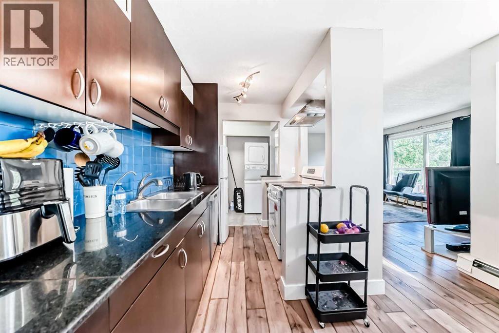 Single Family House for Sale in    Avenue SW Sunalta Calgary 