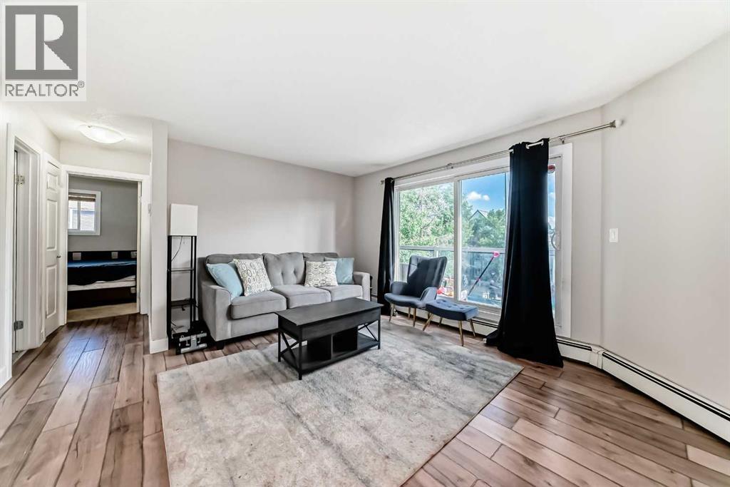 Single Family House for Sale in    Avenue SW Sunalta Calgary 