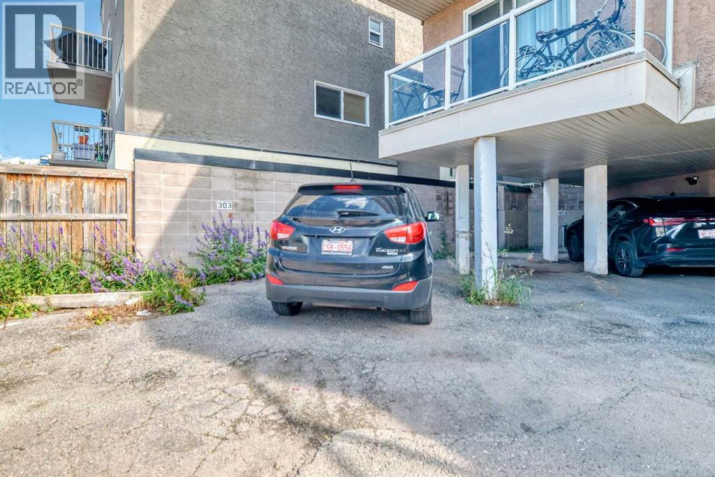 Single Family House for Sale in    Avenue SW Sunalta Calgary 