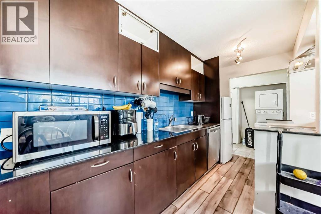 Single Family House for Sale in    Avenue SW Sunalta Calgary 