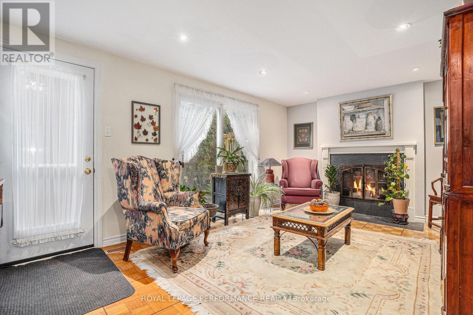 Photo 16 of 1 Wedgewood Crescent, Ottawa ON