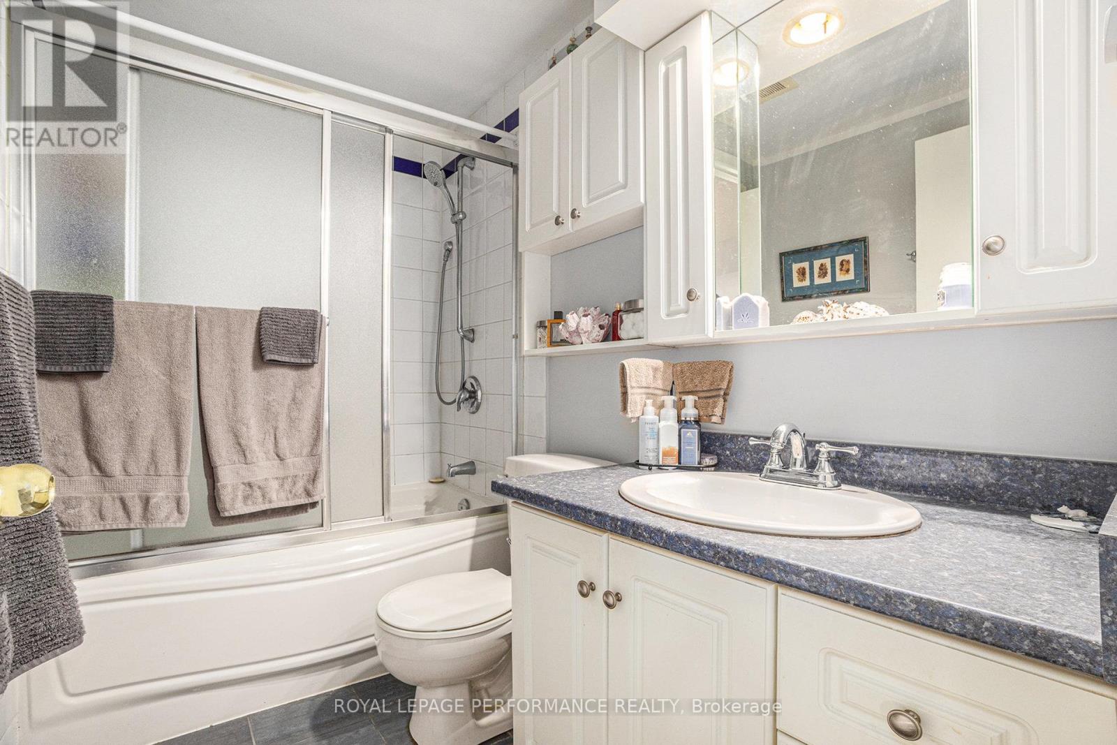 Photo 20 of 1 Wedgewood Crescent, Ottawa ON