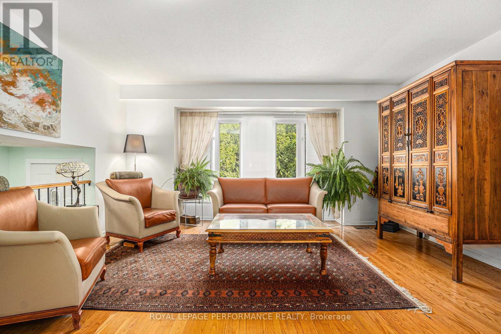 Photo 6 of 1 Wedgewood Crescent, Ottawa ON