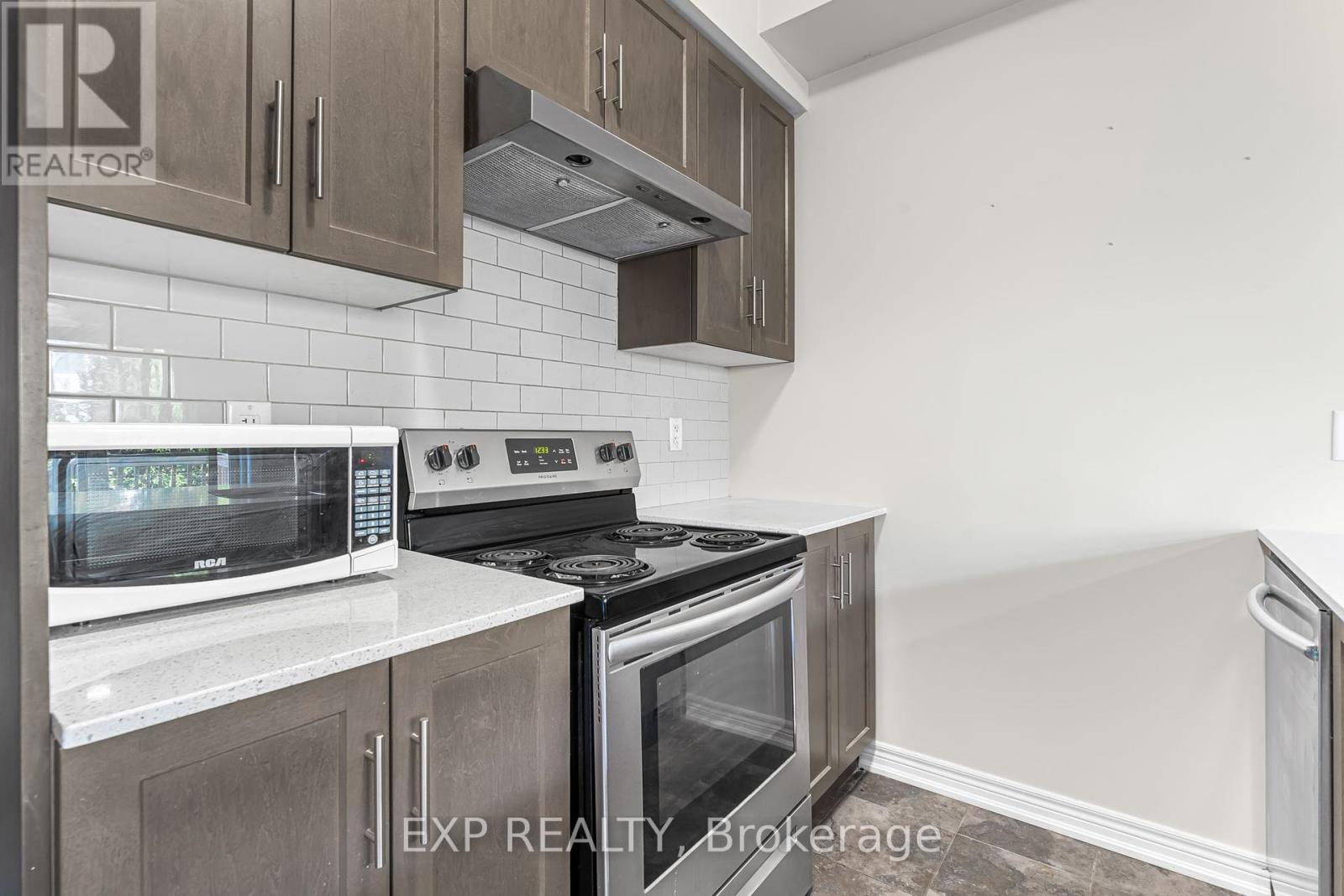 Photo 17 of 23 377 Glancaster Road, Hamilton ON