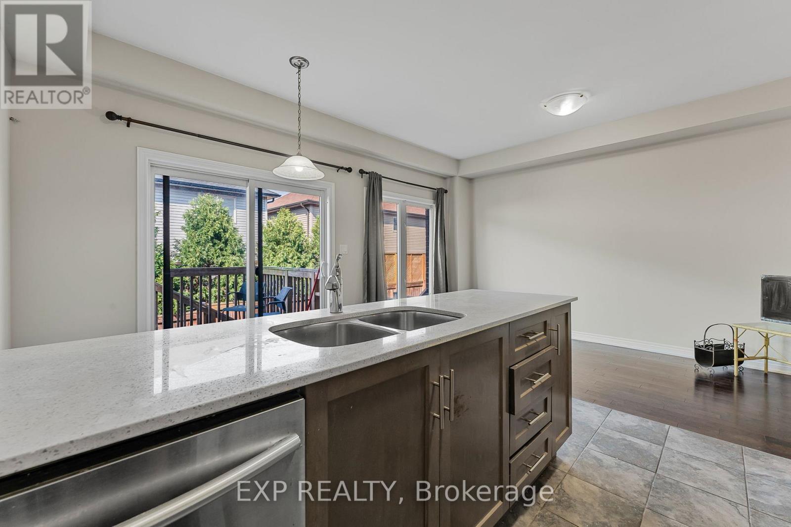 Photo 18 of 23 377 Glancaster Road, Hamilton ON