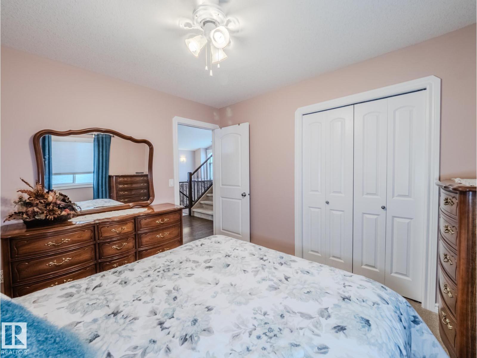 Photo 22 of 212 Newcastle Cr, Sherwood Park AB