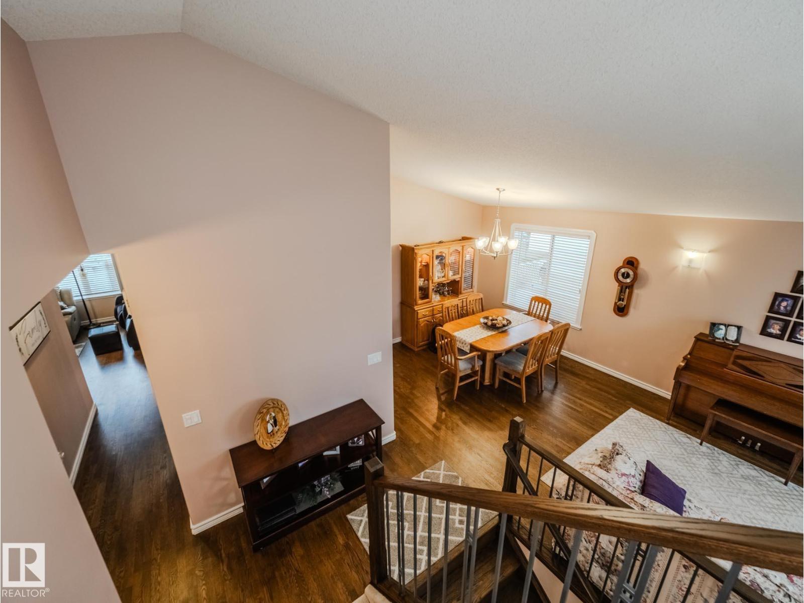 Photo 26 of 212 Newcastle Cr, Sherwood Park AB