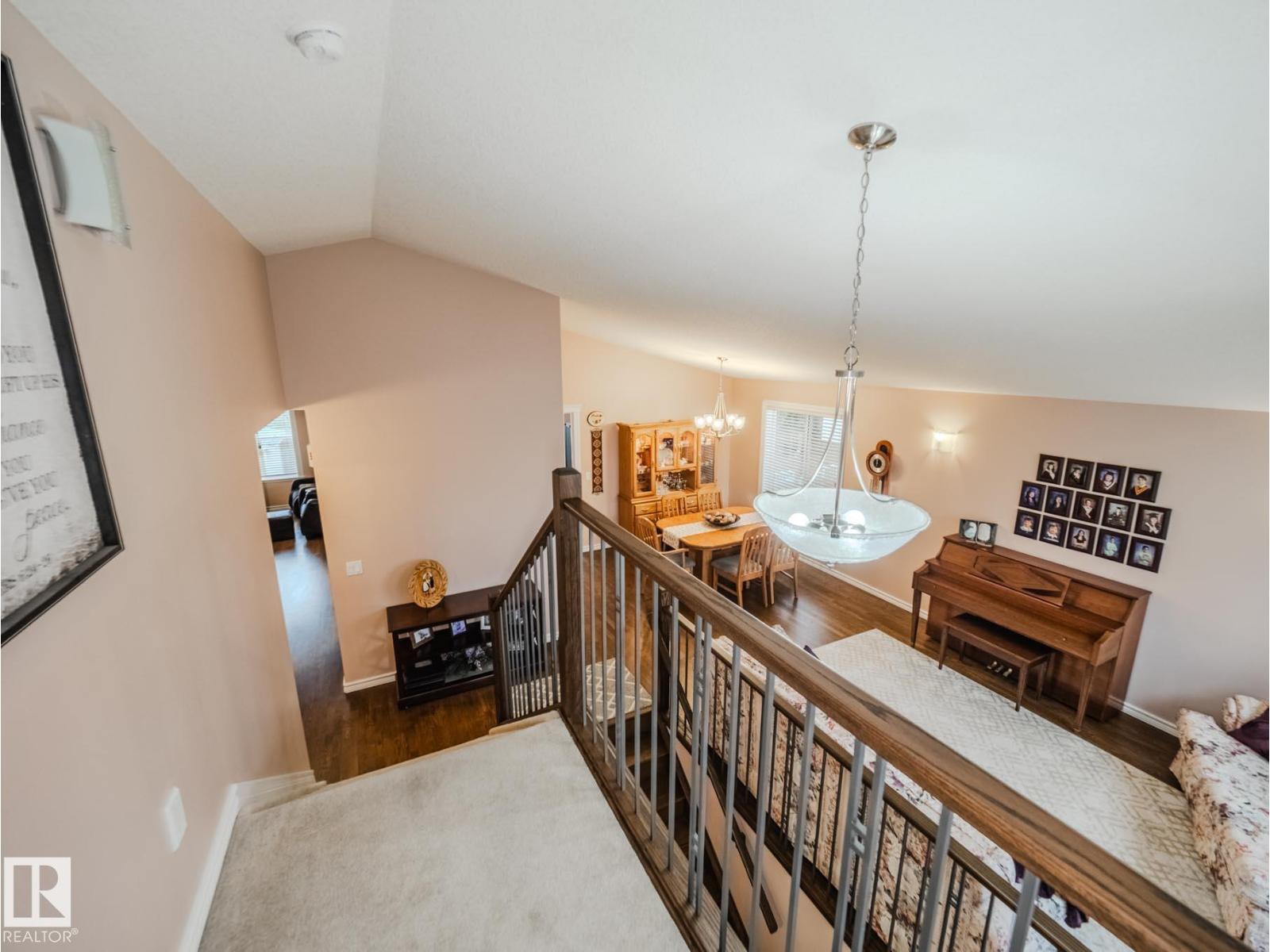Photo 25 of 212 Newcastle Cr, Sherwood Park AB