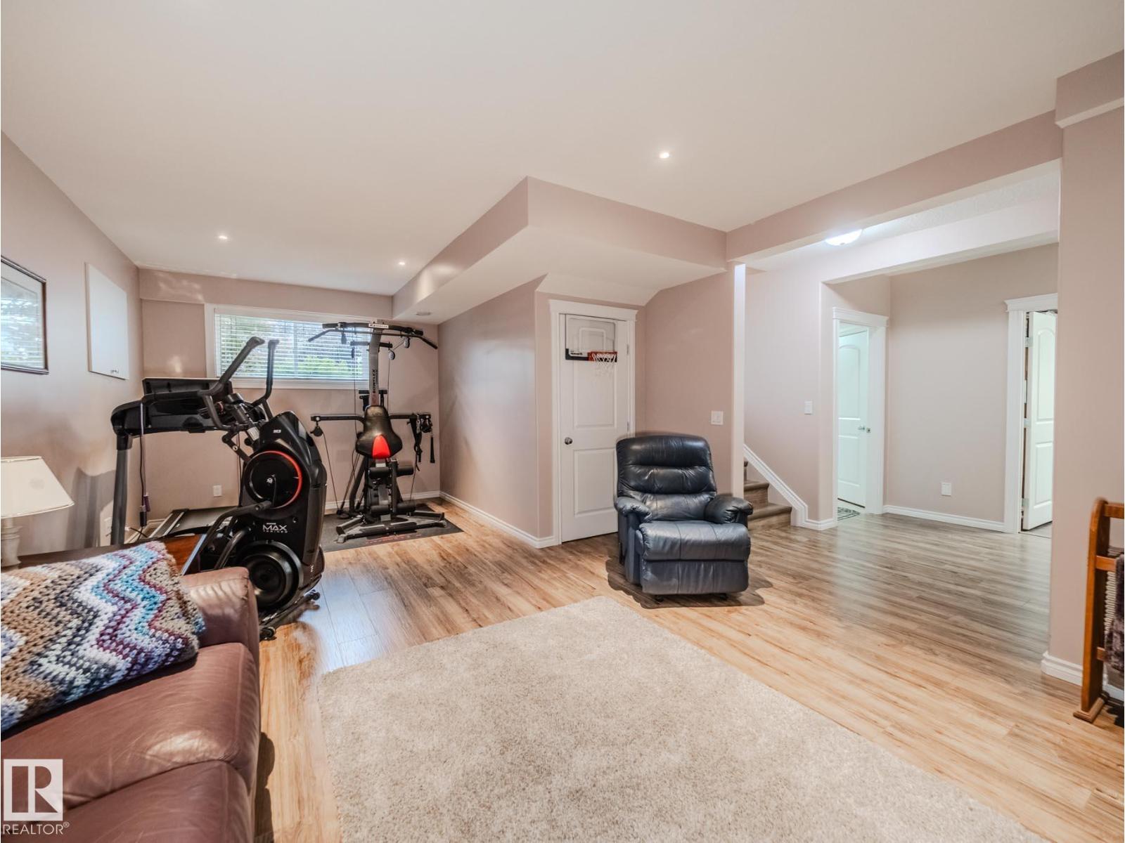 Photo 47 of 212 Newcastle Cr, Sherwood Park AB