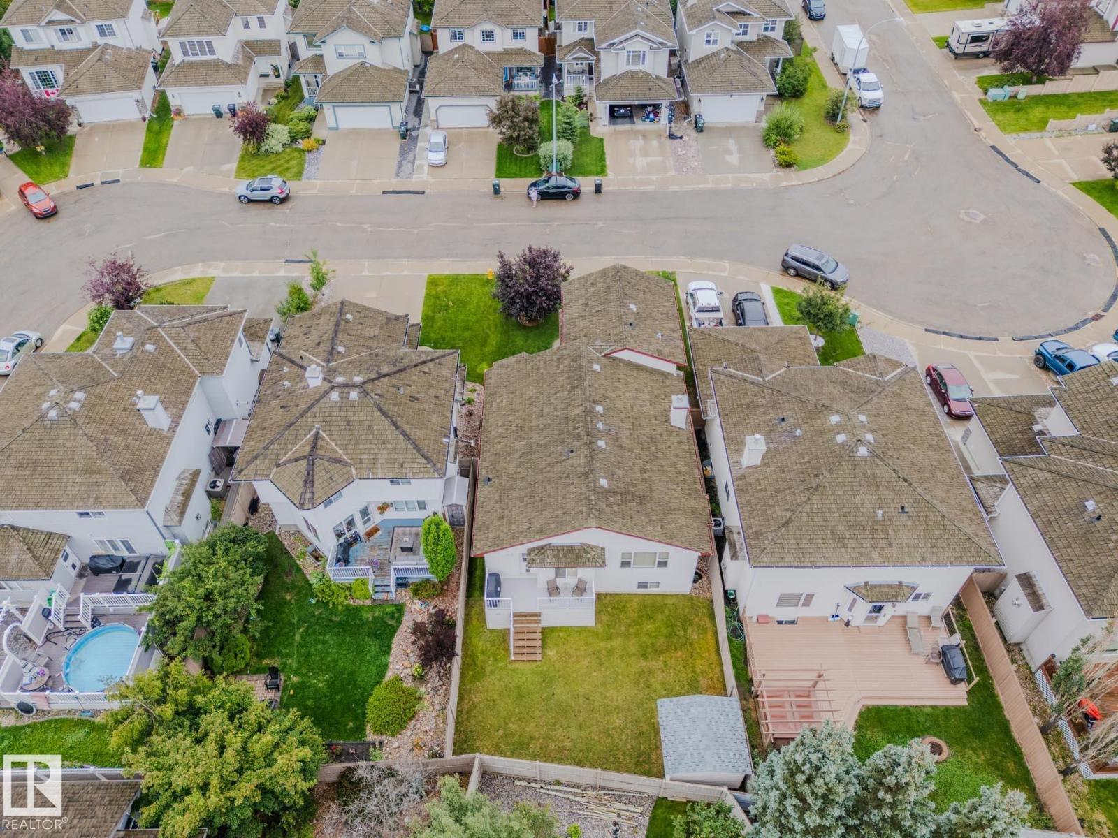 Photo 61 of 212 Newcastle Cr, Sherwood Park AB