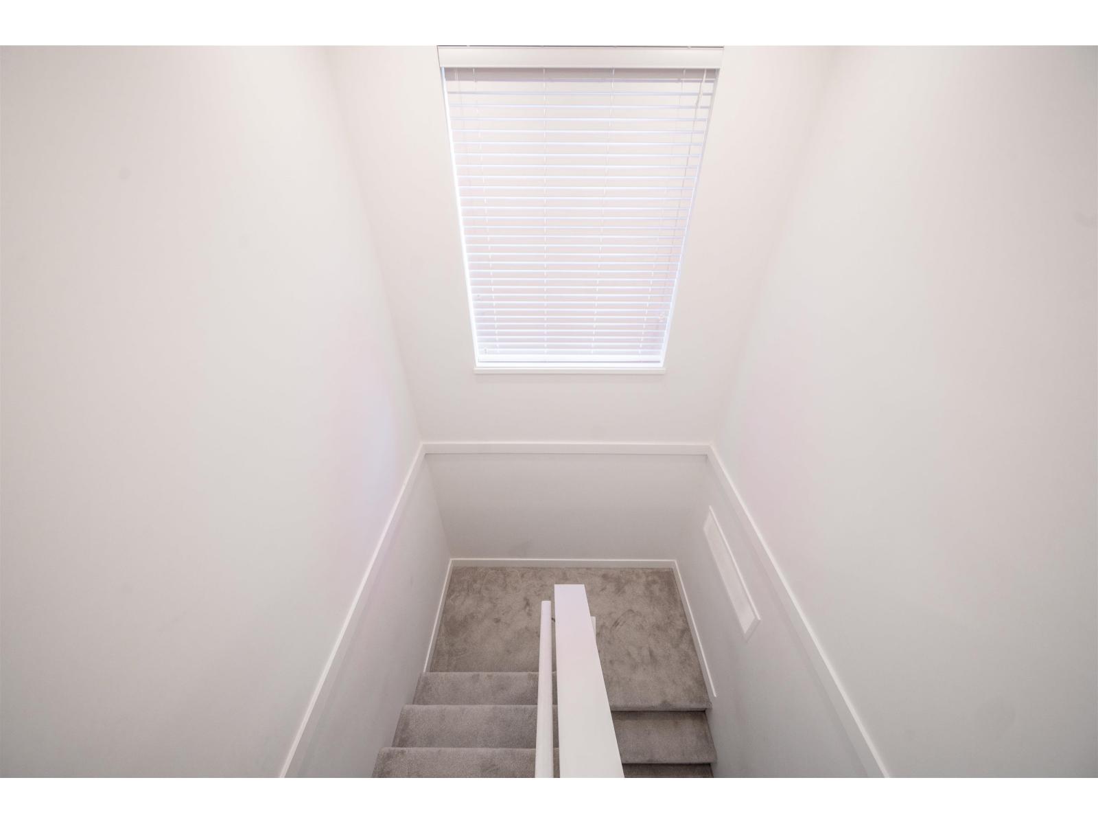 Photo 17 of 10 21688 52 Avenue, Langley BC