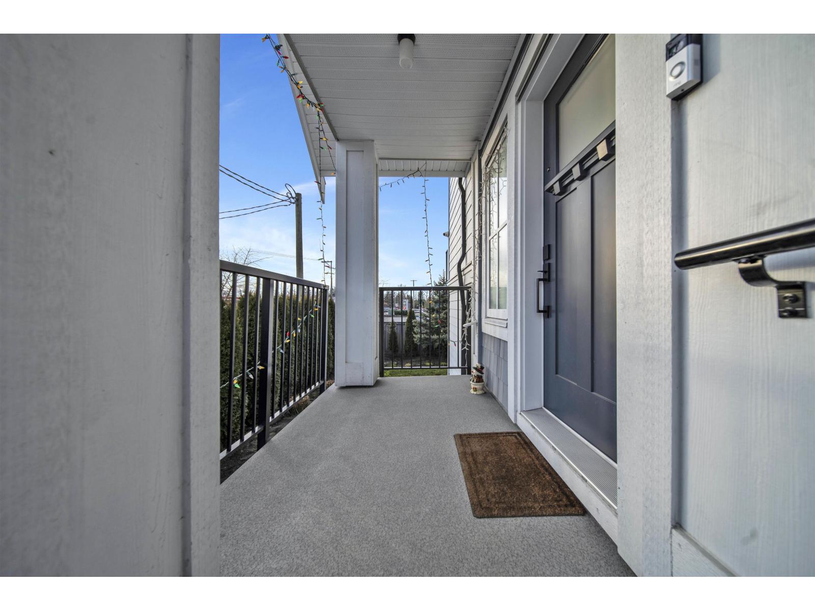Photo 33 of 10 21688 52 Avenue, Langley BC