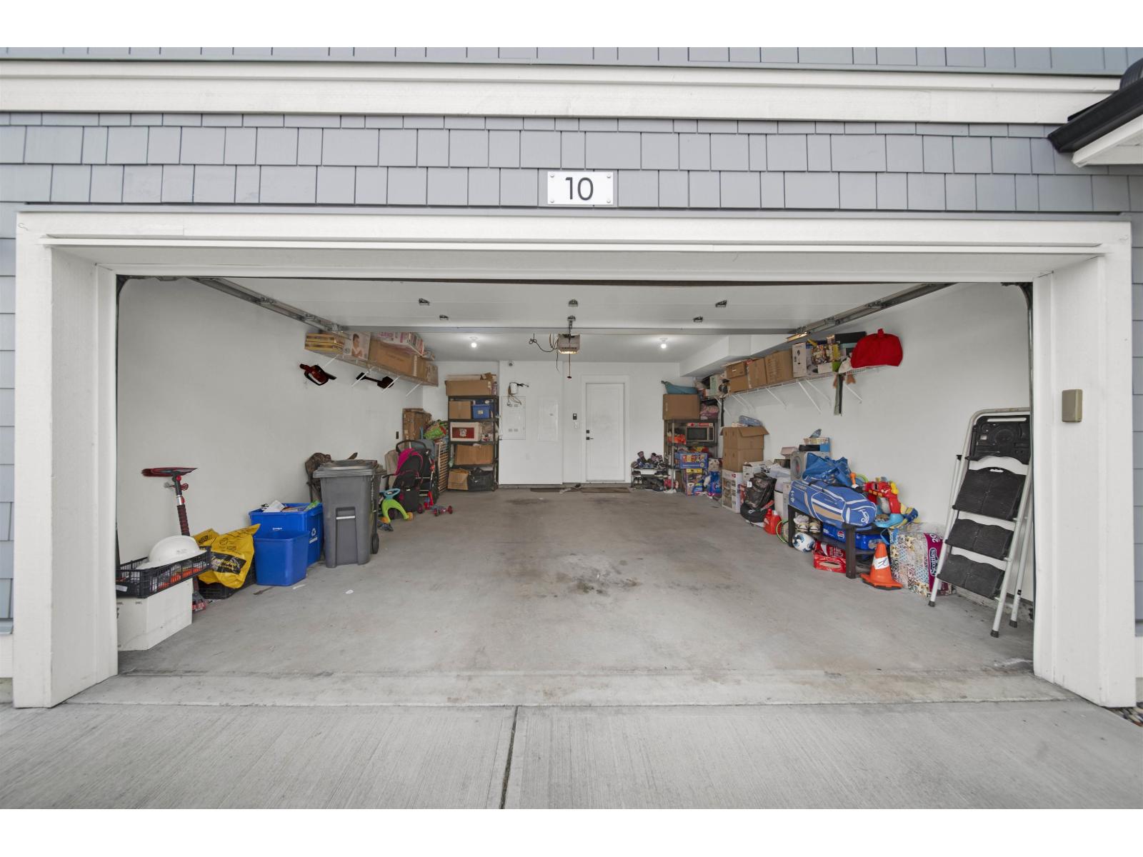 Photo 37 of 10 21688 52 Avenue, Langley BC
