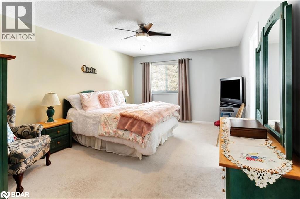 Photo 16 of 13 Masters Lane, Wasaga Beach ON