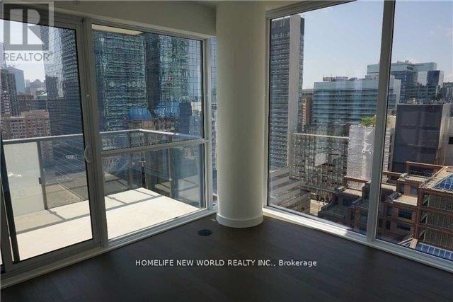 Photo 4 of 903 15 Grenville Street, Toronto ON