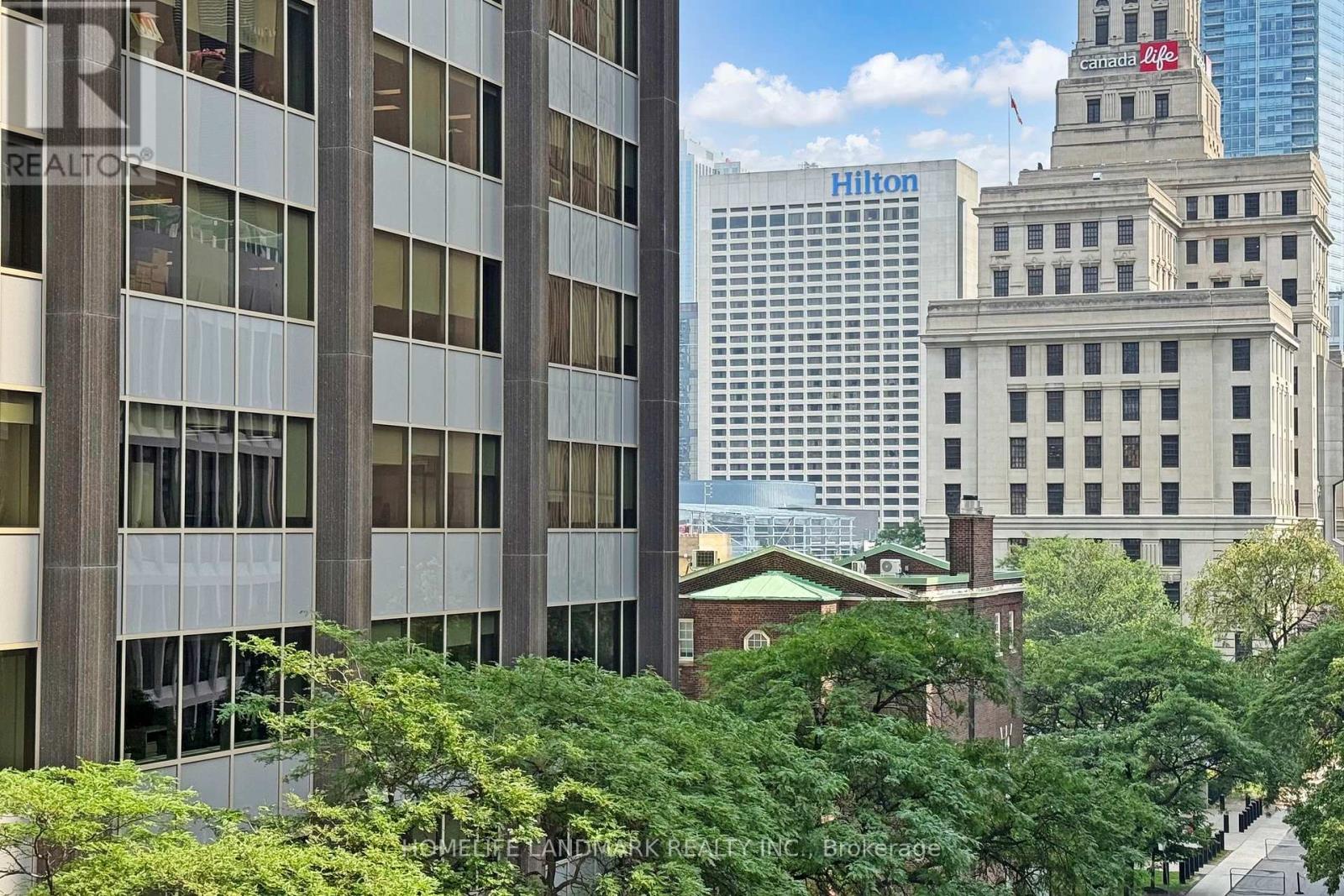 Photo 20 of 403 238 Simcoe Street, Toronto ON