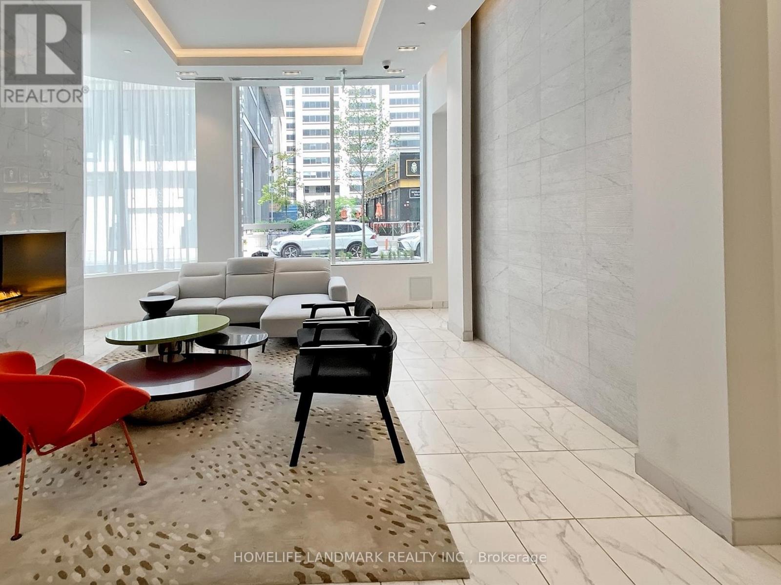 Photo 4 of 403 238 Simcoe Street, Toronto ON