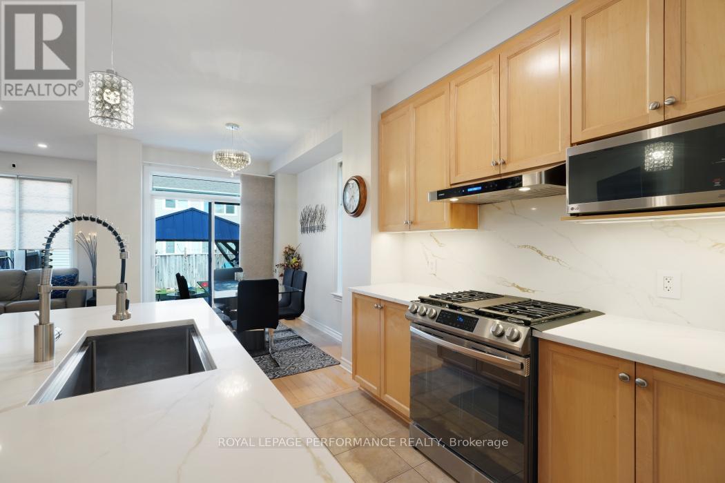 Photo 11 of 4271 Kelly Farm Drive, Ottawa ON