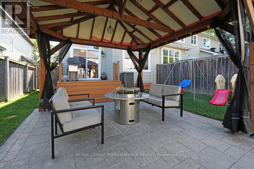 Photo 34 of 4271 Kelly Farm Drive, Ottawa ON