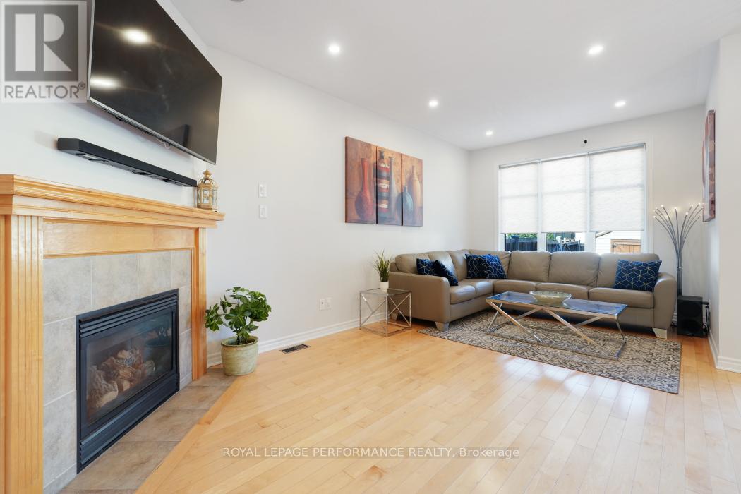 Photo 7 of 4271 Kelly Farm Drive, Ottawa ON