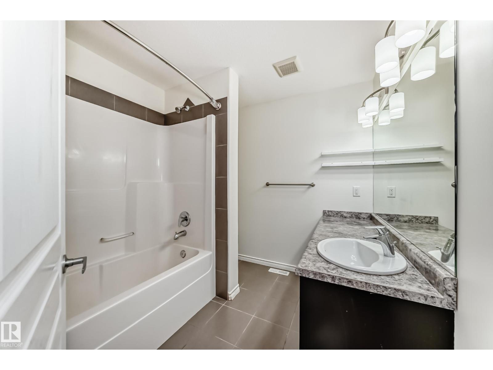 Photo 19 of 351 Secord Bv Nw, Edmonton AB